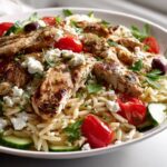 Griechische Hähnchen Bowl mit Orzo & Feta – Mediterraner Genuss