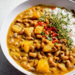 Jamaican Black Eyed Pea Curry: Würzig und vegan genießen!